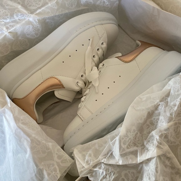 alexander mcqueen sneakers - Picture 3 of 9